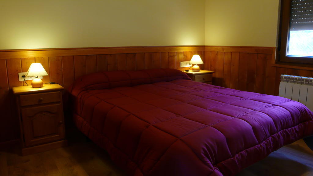 Planet Ancares Villa Candín Стая снимка
