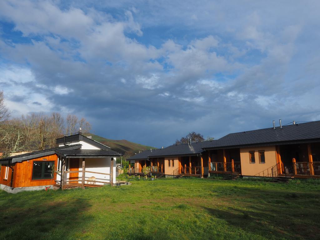 Planet Ancares Villa Candín Екстериор снимка