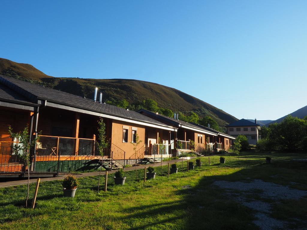 Planet Ancares Villa Candín Екстериор снимка